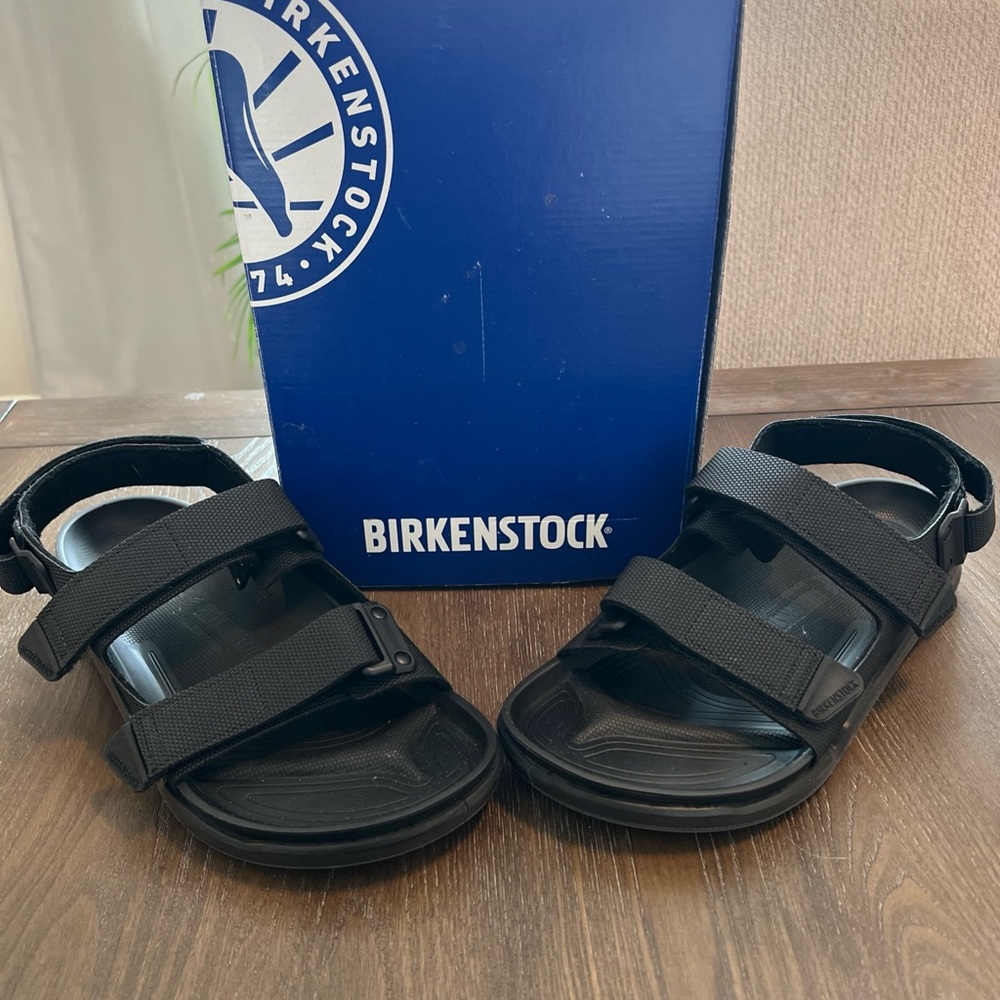 Birkenstock Black Sandals - men’s size 11. Versatile!  Rugged!  Casual!